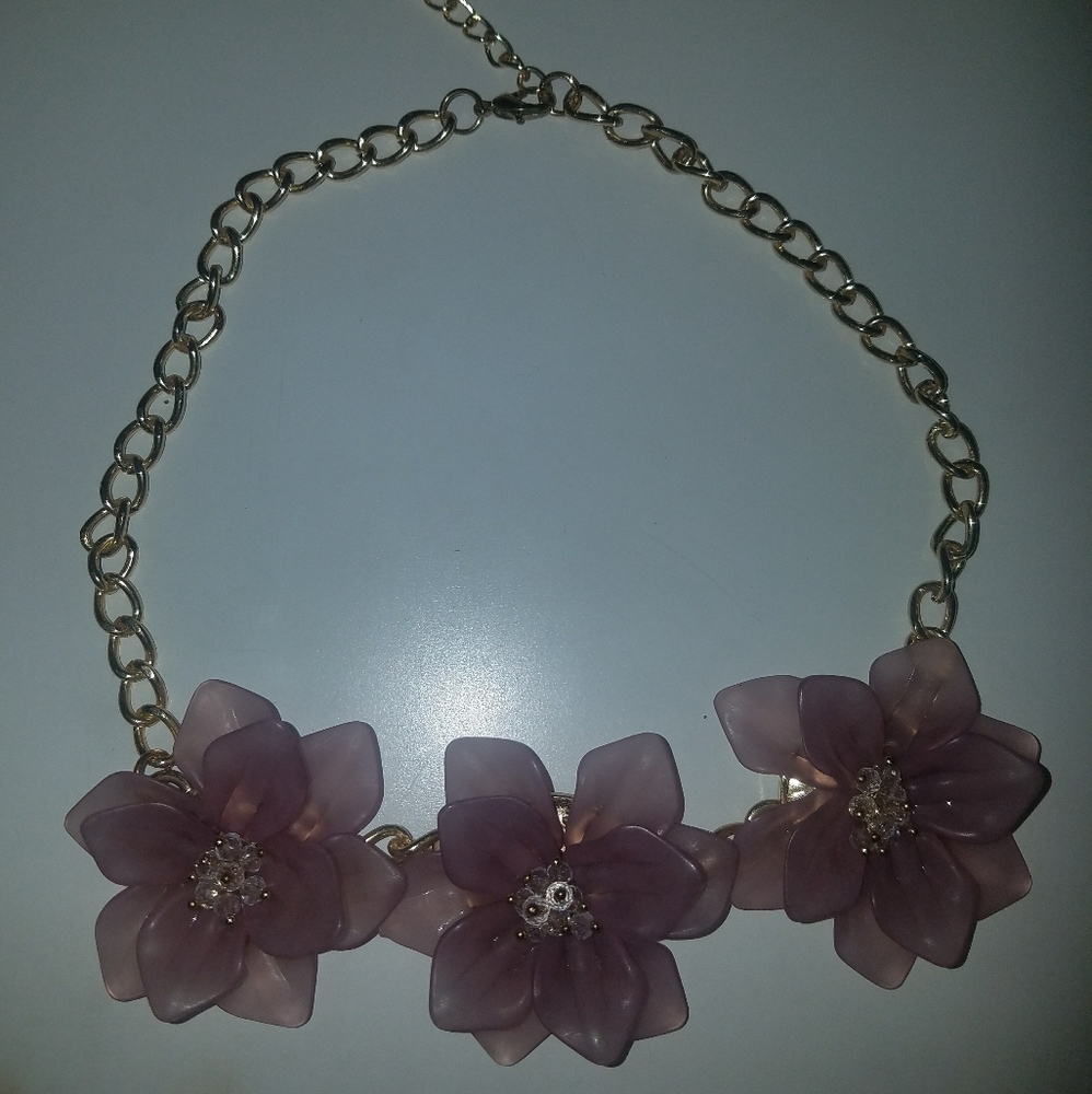 Mauve flower adjustable  necklace